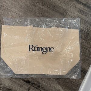 Large Rungne Climb Tote